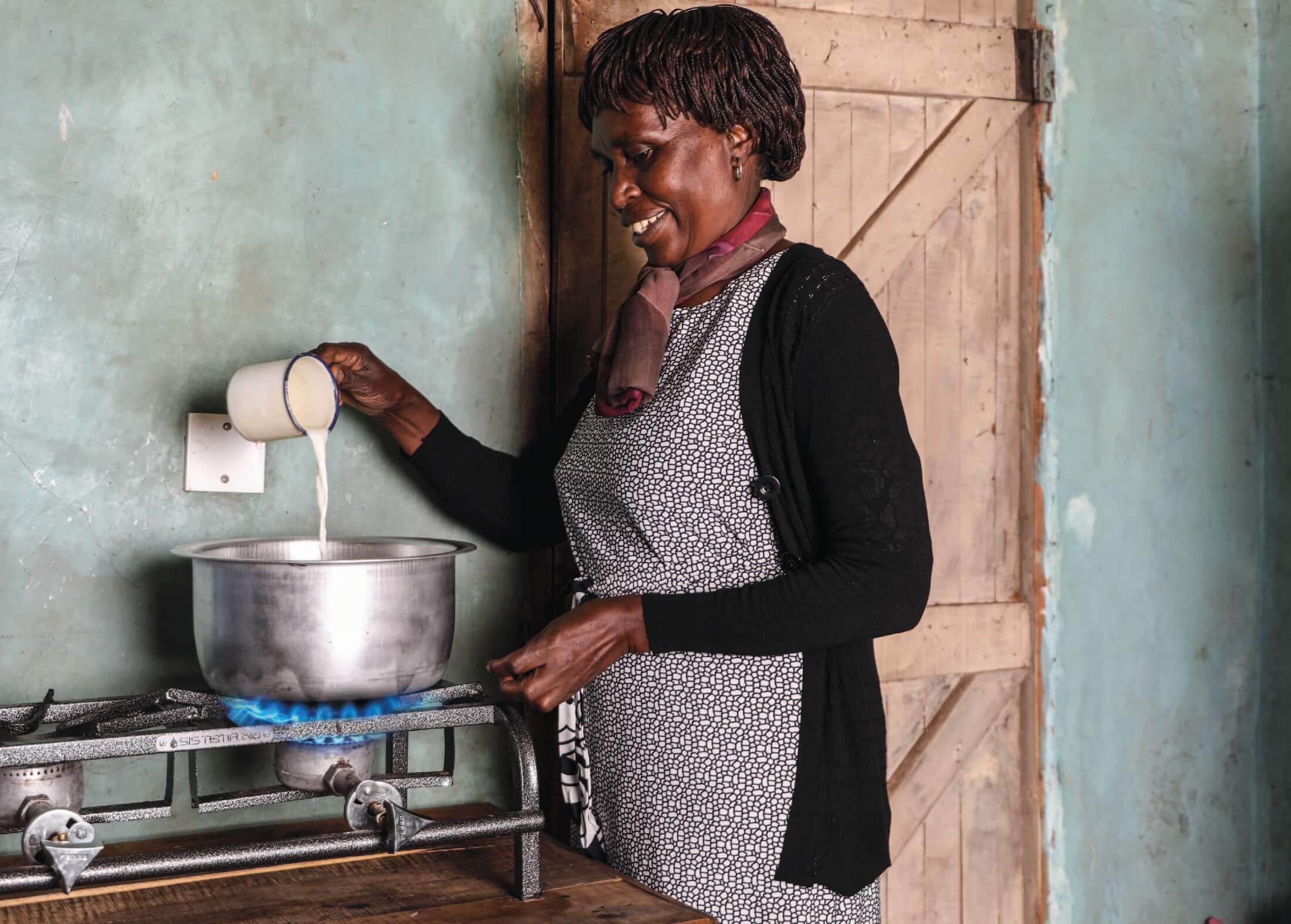 Over half a million Zambians to receive access to clean cooking solutions through first cohort of companies